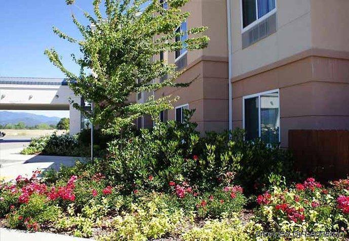 Fairfield Inn & Suites Redding Exterior foto